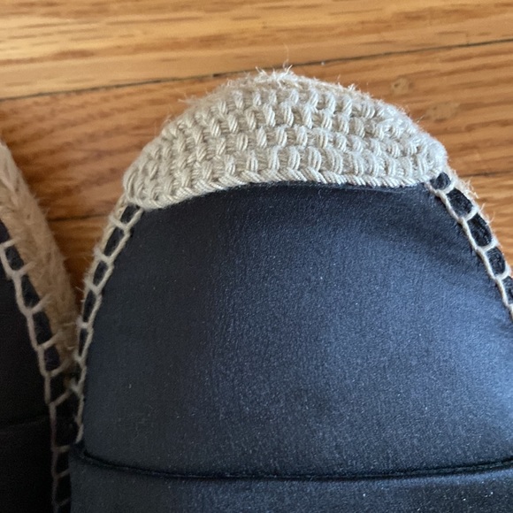 ROGER VIVIER Paris Flower Strass Satin Espadrillas. Leather inside. Size 5 🌟HP🌟 - Picture 9 of 10